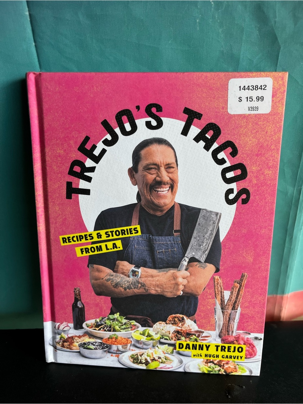 Trejo's Tacos Cookbook - Pink